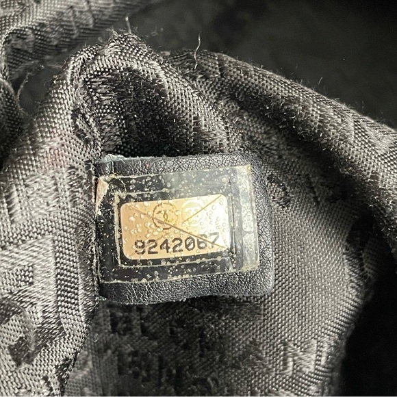 Auth Vintage Chanel Suede Camellia Shoulder Bag Handbag Purse Tote CC Logo GUC - Picture 16 of 17